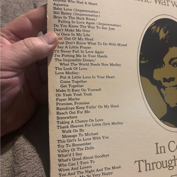 Dionne Warwicke Story A Decade Of Gold LP Vinyl Record. - Picture 3 of 6